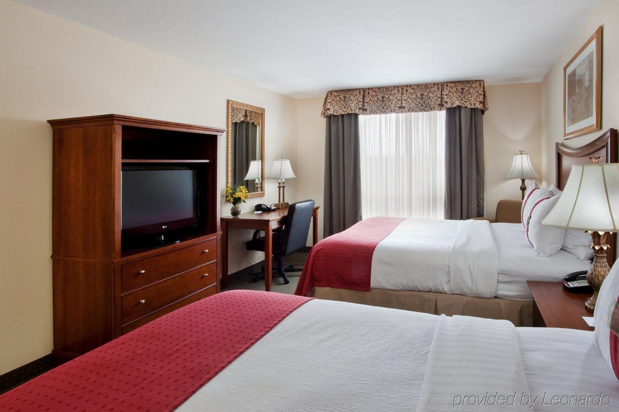 Holiday Inn Brunswick I-95 חדר תמונה